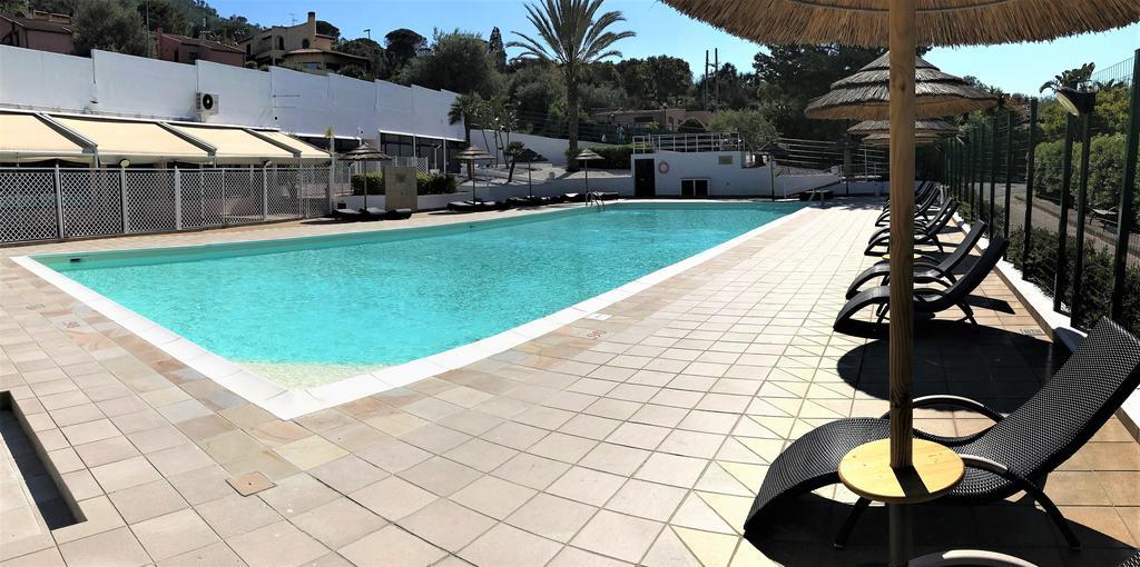 Calanica Resort Чефалу Екстериор снимка