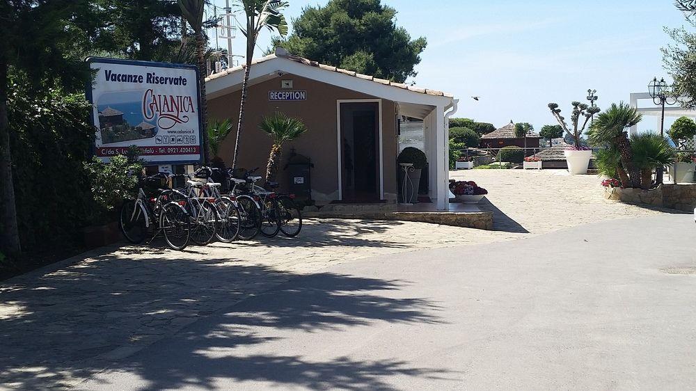 Calanica Resort Чефалу Екстериор снимка
