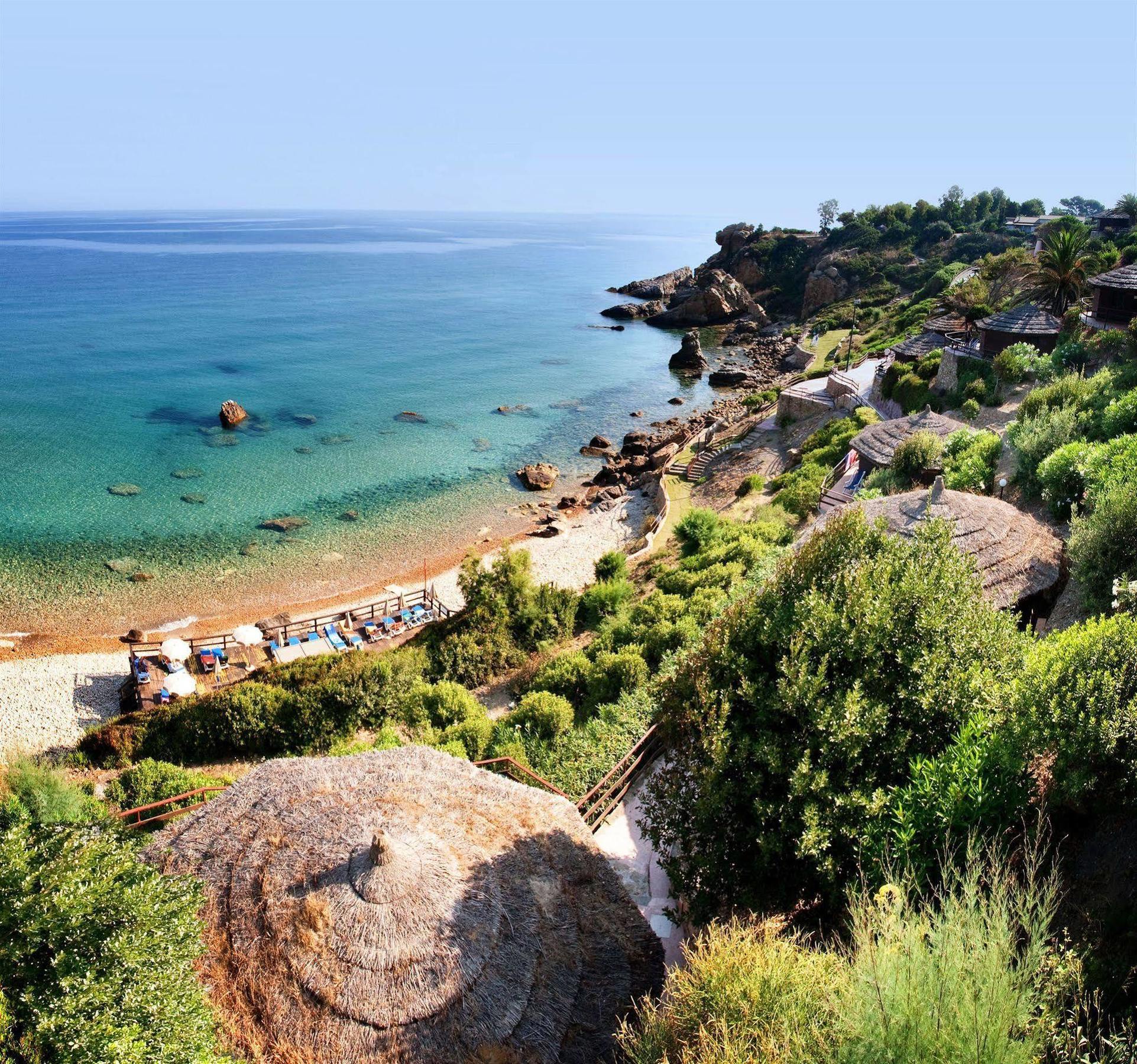 Calanica Resort Чефалу Екстериор снимка