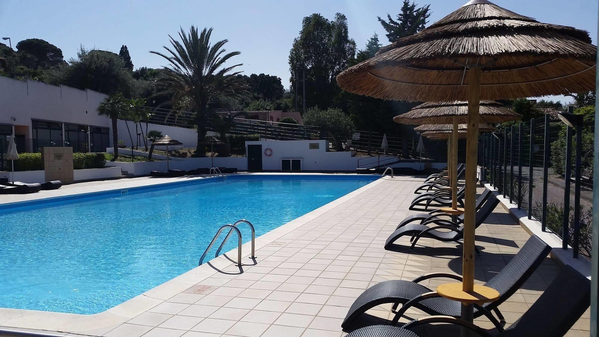 Calanica Resort Чефалу Екстериор снимка