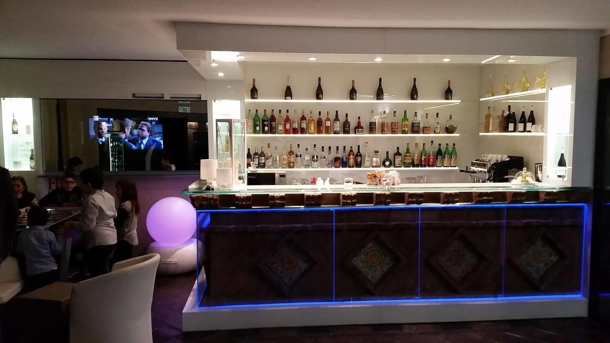 Calanica Resort Чефалу Екстериор снимка