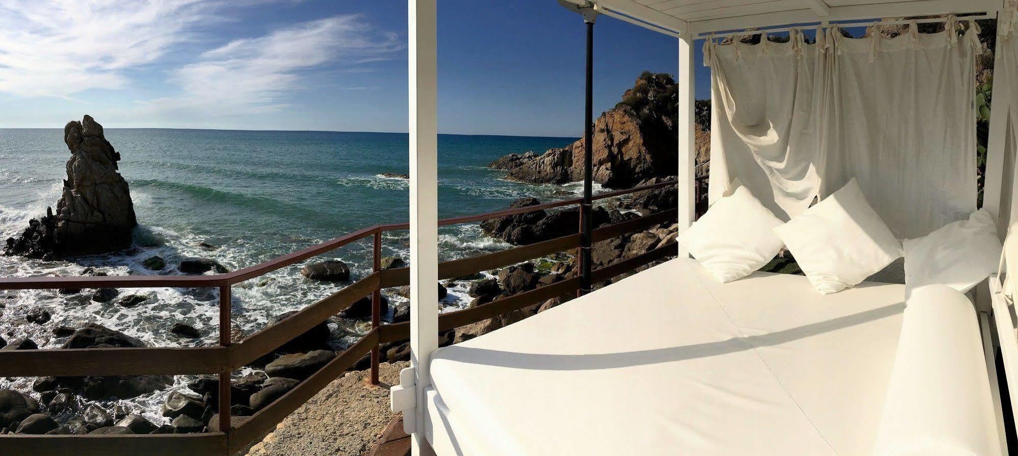 Calanica Resort Чефалу Екстериор снимка